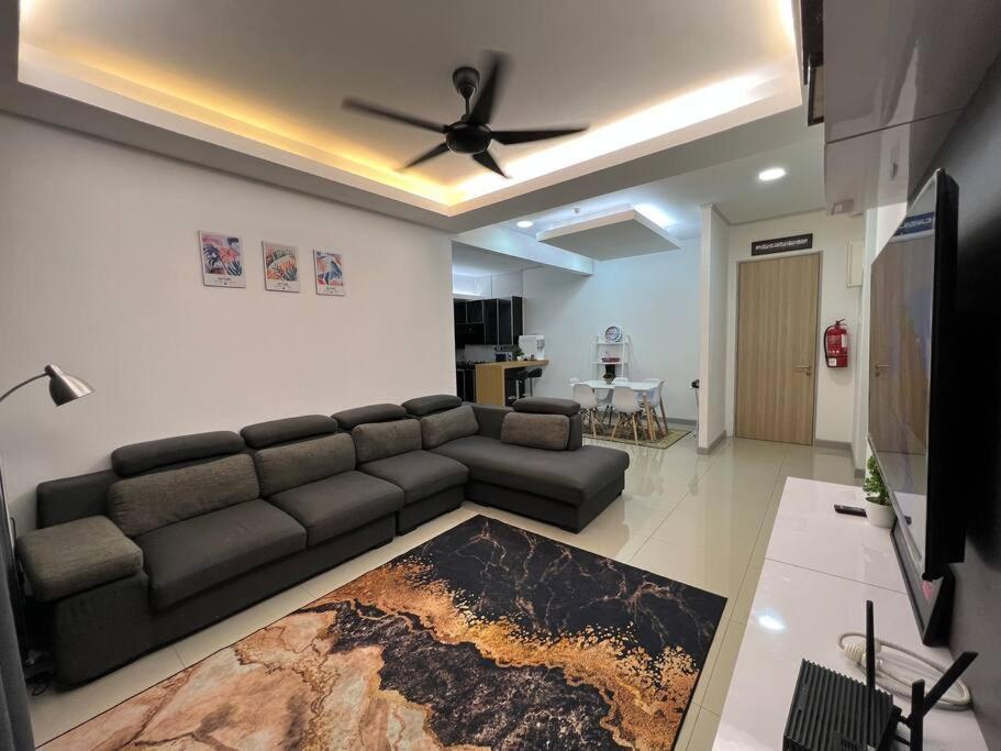 Dhia Raisha Homestay Kuala Terengganu Buitenkant foto