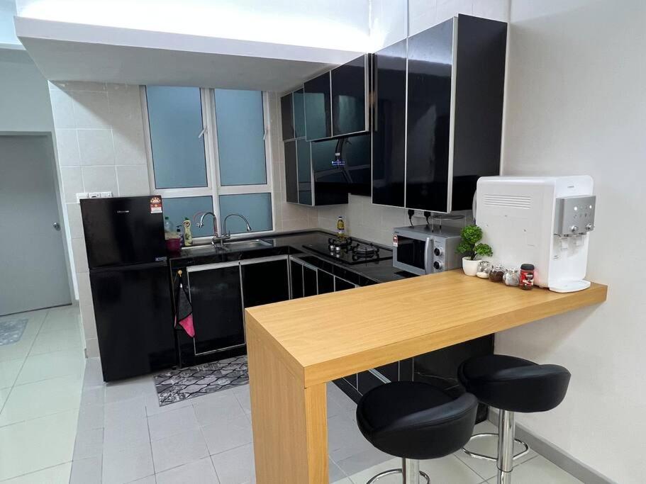 Dhia Raisha Homestay Kuala Terengganu Buitenkant foto