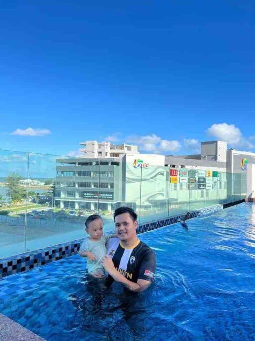Dhia Raisha Homestay Kuala Terengganu Buitenkant foto